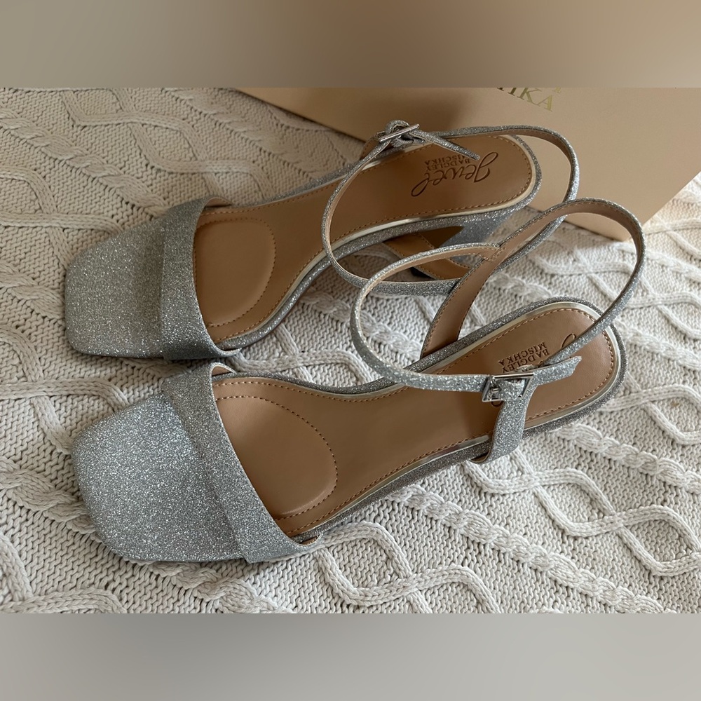 Jewel Badgley Mischka “Rayla II” Silver Glitter Women's Heels Buckle Various SZ - Picture 14 of 14
